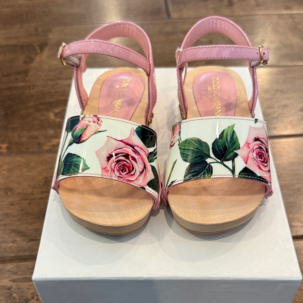 Dolce & Gabbana Pink Floral Kids Sandals size 8